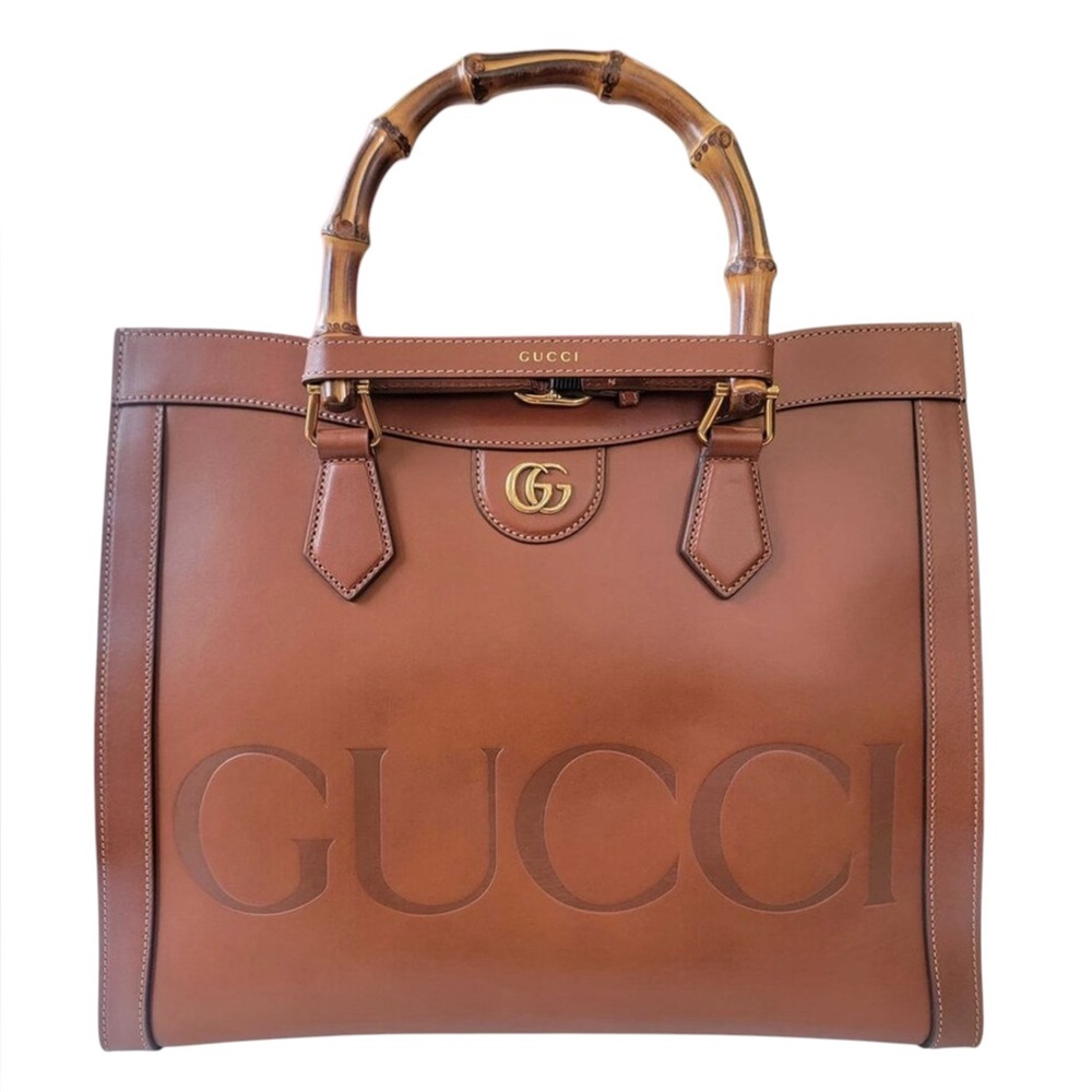 Gucci Charisma Calfskin Gucci Embossed
Medium Diana Tote Bag Peanut Brown ✨
